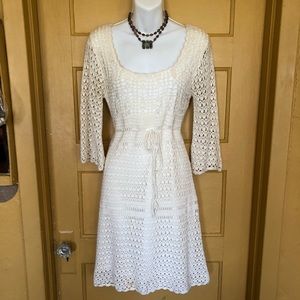 Forever 21 long sleeve crochet knit dress
